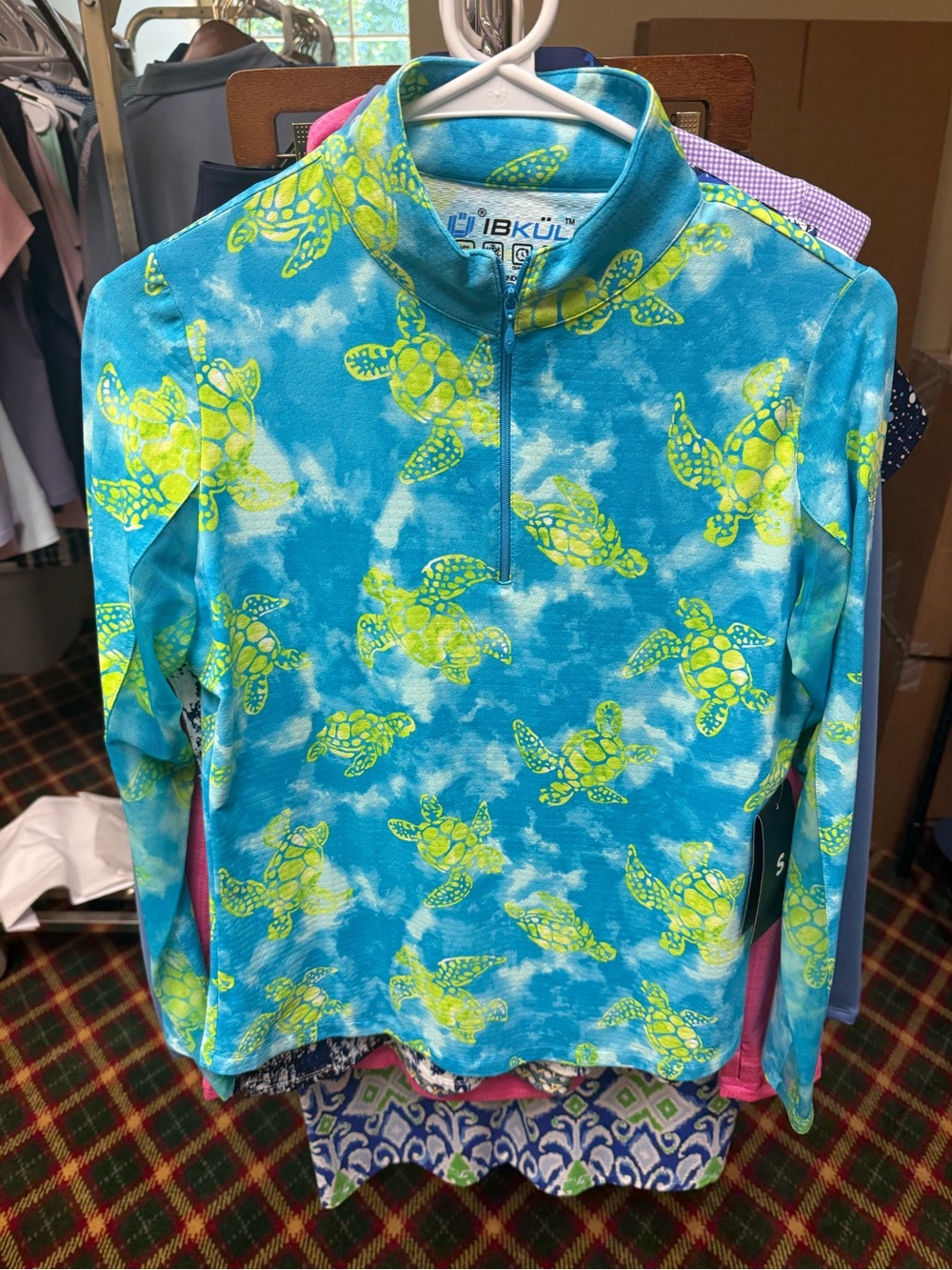 IBKUL Blue & Lime Sea Turtle Long-Sleeve Rash Guard